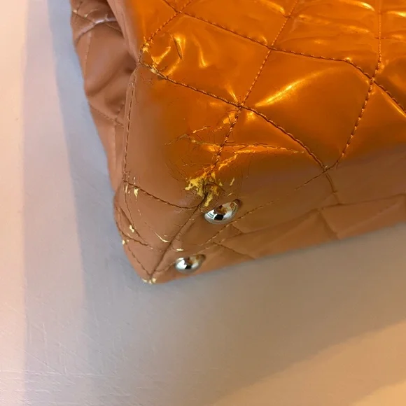 CHANEL North South in The Business Tote - Picture 3 of 16